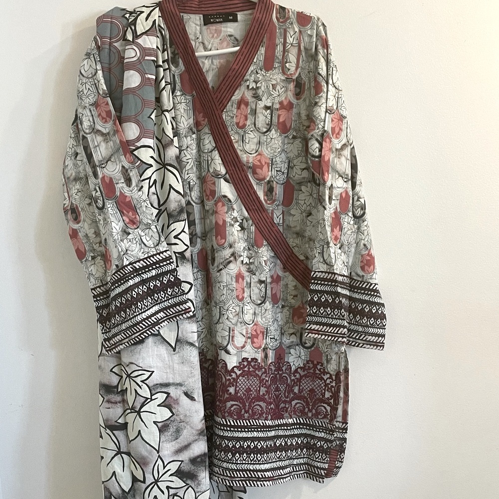 Pakistani/Indian lawn shirt dubatta